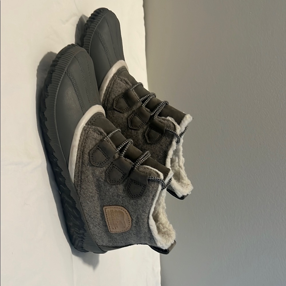 Sorel Out N About Ankle Booties